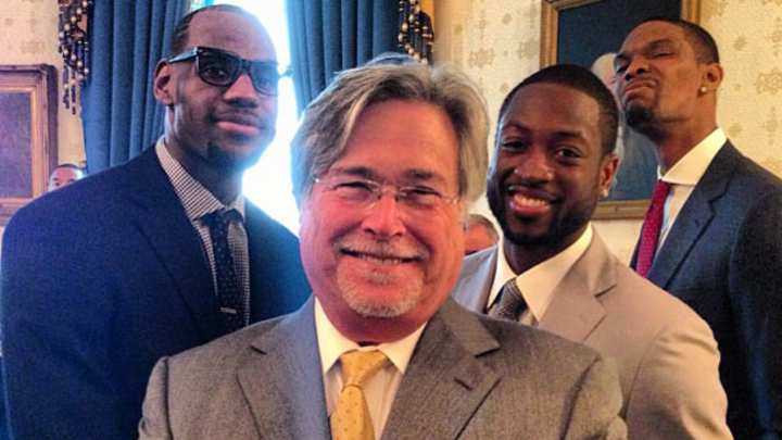 In Focus: Chris Bosh, photobomb savant In Focus: Chris Bosh, photobomb savant