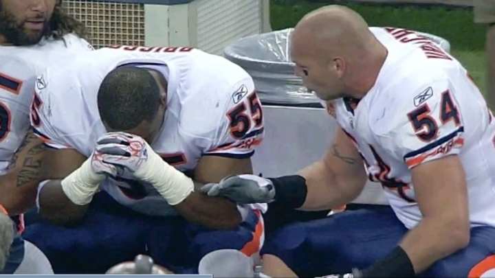 These 10 Videos Prove That Feared Linebacker Brian Urlacher Was a Frightful Actor These 10 Videos Prove That Feared Linebacker Brian Urlacher Was a Frightful Actor