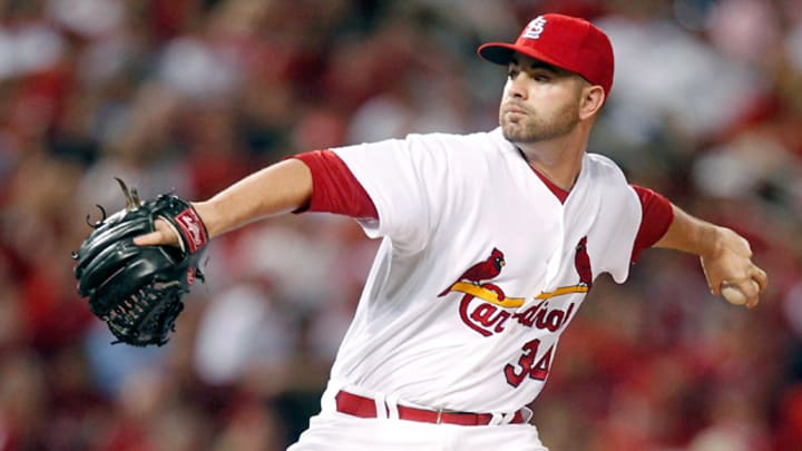 Cards, Rzepczynski settle on 1-year, $1.1M deal