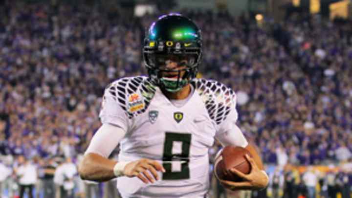 Oregon gets 1-point safety in Fiesta Bowl