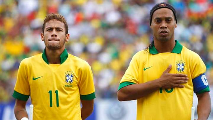Scolari: It's either Kaka or Ronaldinho for Brazil