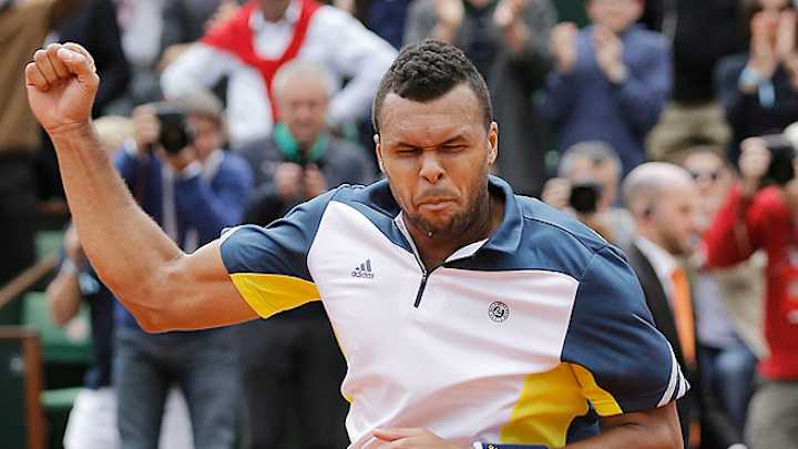 Jo-Wilfried Tsonga beats Viktor Troicki to reach French Open quarters
