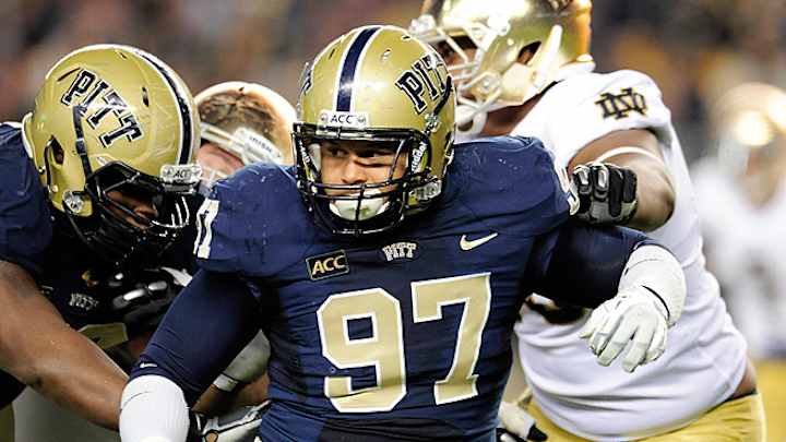 Pittsburgh DT Aaron Donald wins Nagurski Award Pittsburgh DT Aaron Donald wins Nagurski Award