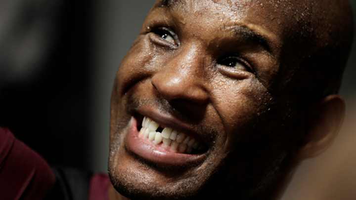 Bernard Hopkins Draws Strength From Frank Sinatra, 2 Chainz Ahead Of Title Fight