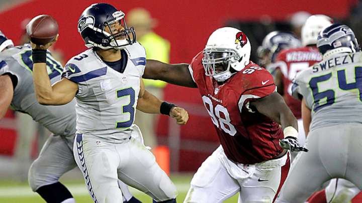 Russell Wilson shrugs off mistakes, sends Seattle to first ever 6-1 start