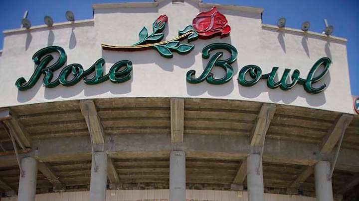 Rose Bowl to host Gold Cup matches