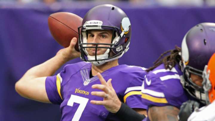 Possible concussion sidelines Vikings' QB Christian Ponder