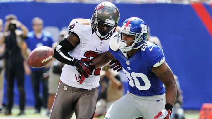 Eric Wright traded by Buccaneers to 49ers, in surprise move