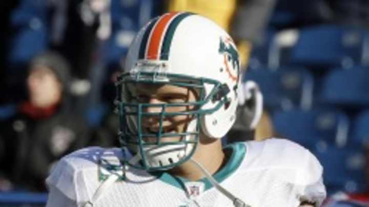 Jake Long looks for $11 million contract per season, according to report Jake Long looks for $11 million contract per season, according to report