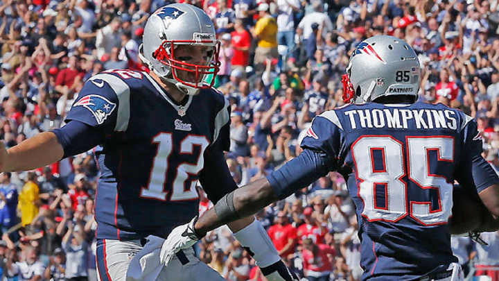 Kenbrell Thompkins steps up for receiver-needy Patriots in victory over Buccaneers Kenbrell Thompkins steps up for receiver-needy Patriots in victory over Buccaneers