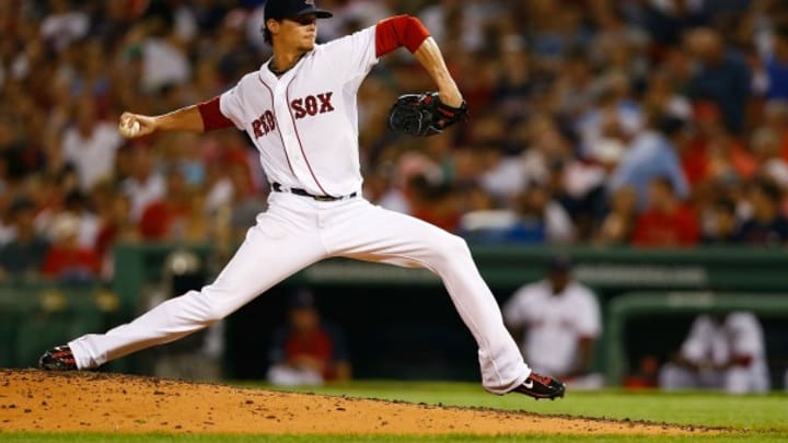 Clay Buchholz leaves Saturday's start with neck tightness