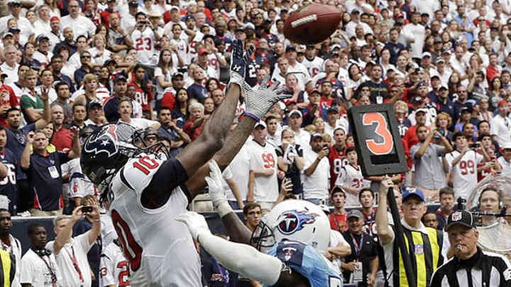 DeAndre Hopkins, Martellus Bennett among early stars of wild Week 2 DeAndre Hopkins, Martellus Bennett among early stars of wild Week 2