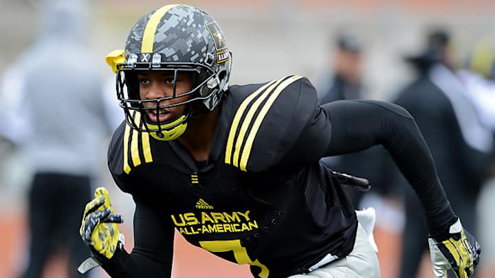 USC, UCLA classes moving in opposite directions