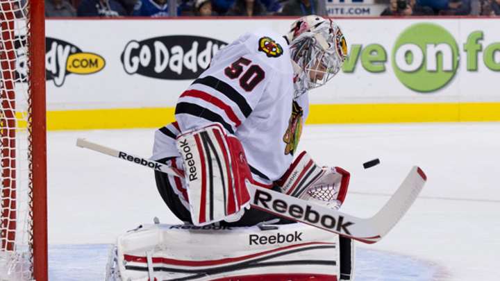 Stanley Cup Final: Chicago wins Game 4, but Corey Crawford's glove exposed