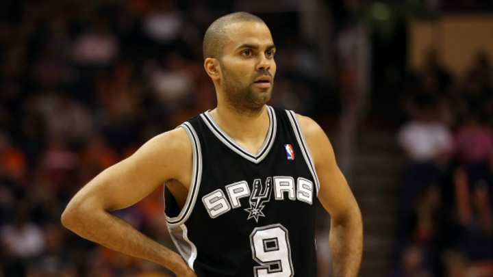 Tony Parker apologizes for controversial gesture