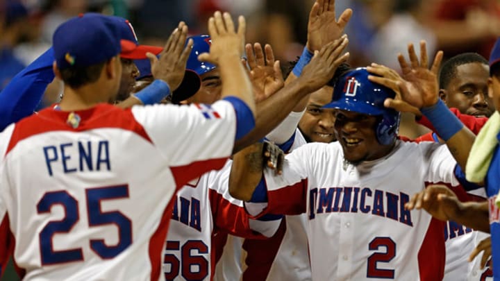 Jose Reyes, Dominican Republic rout Venezuela in WBC
