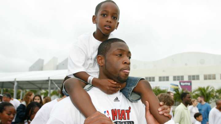 Three-Pointers: Dwyane Wade takes over for a night as Heat stave off Clippers Three-Pointers: Dwyane Wade takes over for a night as Heat stave off Clippers