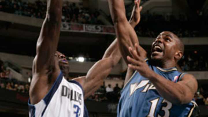 Mavericks sign veteran James to 10-day contract