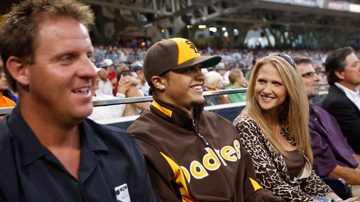 Padres' former top prospect Tate won't report to minor league camp