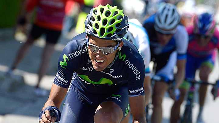 Intxausti wins stage 16 of Giro d'Italia as Nibali holds lead