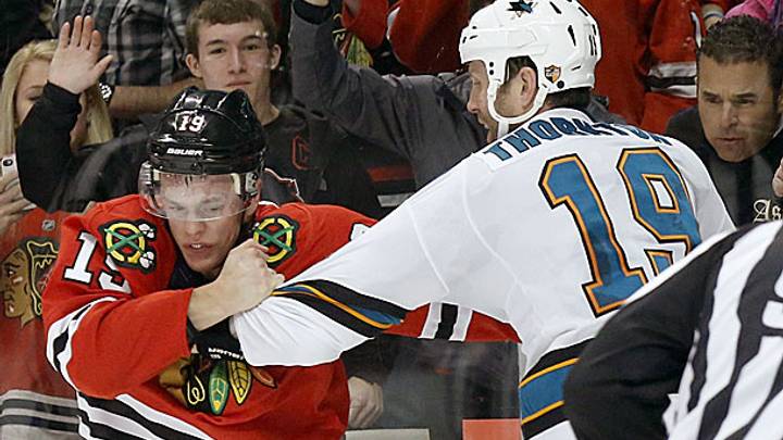Game to watch: Blackhawks host Sharks with NHL record on the line Game to watch: Blackhawks host Sharks with NHL record on the line