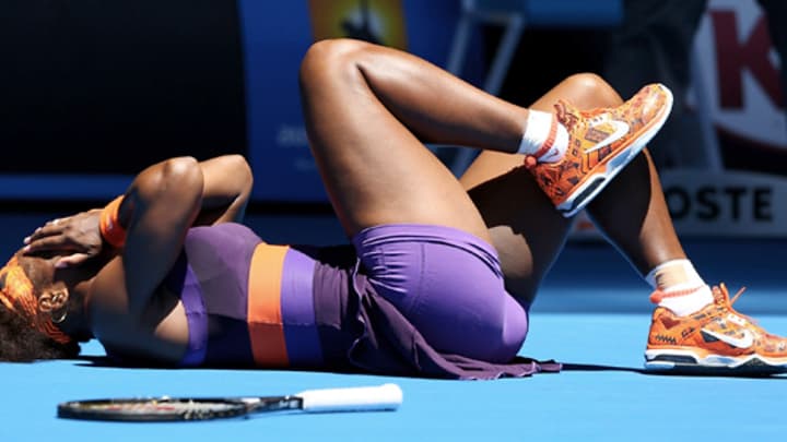 Serena hurts ankle, then serves up double bagel