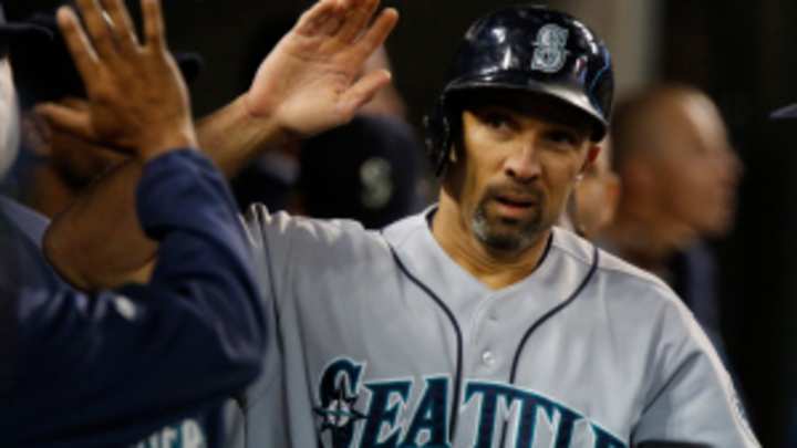 Angels sign Raul Ibanez to 1-year, $2.75M deal