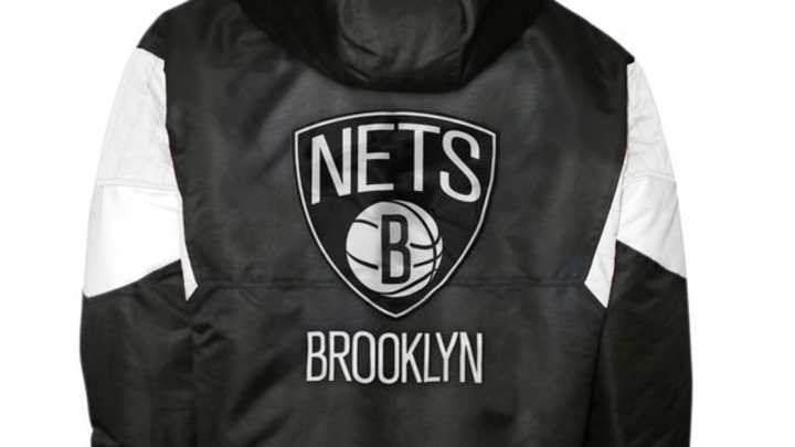 Starter Jackets Are Making a Comeback, Thanks to Former Giants Linebacker Carl Banks