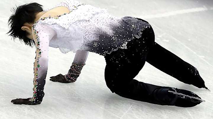 Japanese skater Hanyu bests Chan to win Grand Prix Final