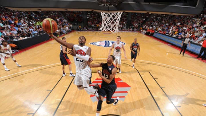 Kyrie Irving leads White to blowout win over Blue in USA Basketball Showcase