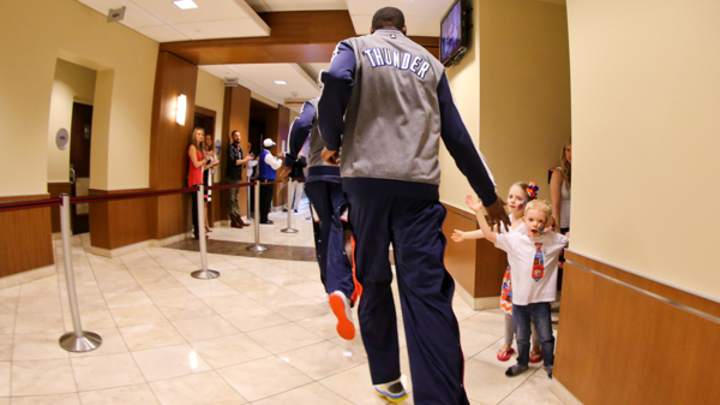 Kevin Durant, Thunder both donate $1M to Oklahoma tornado disaster relief Kevin Durant, Thunder both donate $1M to Oklahoma tornado disaster relief