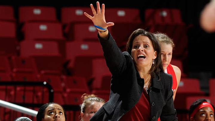 Rizzotti enters Women's Basketball Hall of Fame - Sports Illustrated