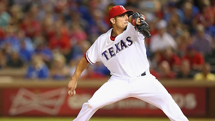 Comparing the top free-agent pitchers: Garza, Jimenez and Santana