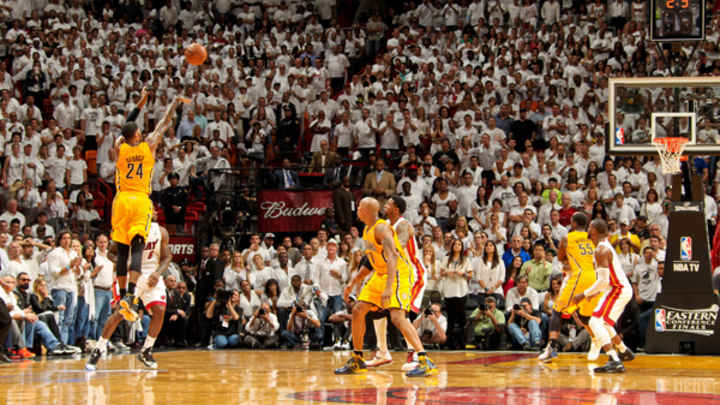 Pacers' Paul George forces overtime in Game 1 with deep three-pointer against Heat