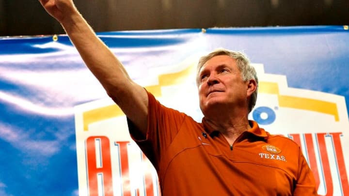 Texas legend Earl Campbell thinks it's time for Mack Brown to go