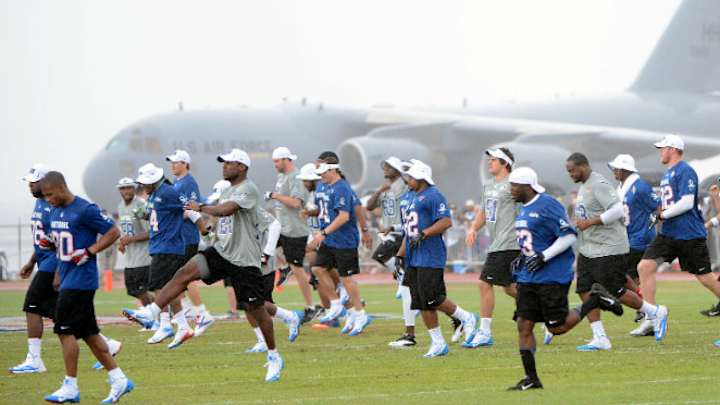 Pro Bowlers hold practice for fans at Pearl Harbor