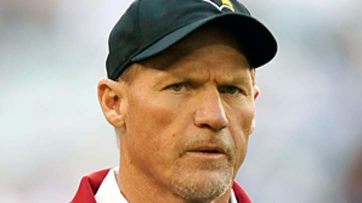 AP Sources: Browns meet 2nd time with Whisenhunt
