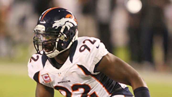 Broncos ask Elvis Dumervil to restructure contract