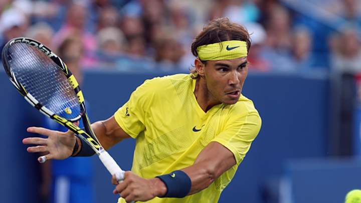 Rafael Nadal tops Roger Federer, extends hard-court streak to 13 wins