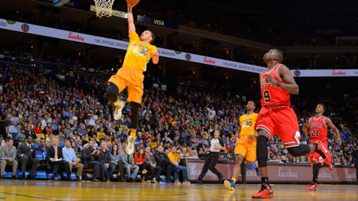 Warriors' Stephen Curry calls sleeved jerseys 'ugly' after loss Warriors' Stephen Curry calls sleeved jerseys 'ugly' after loss