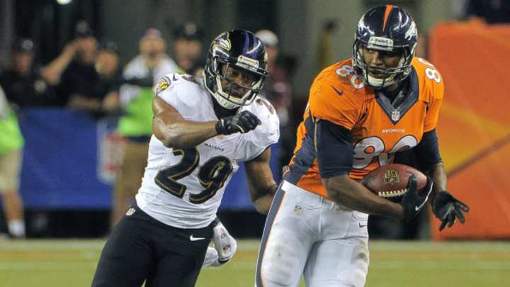 Broncos sign safety Michael Huff