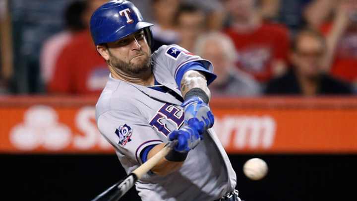 Red Sox officially sign Mike Napoli for 1 year Red Sox officially sign Mike Napoli for 1 year