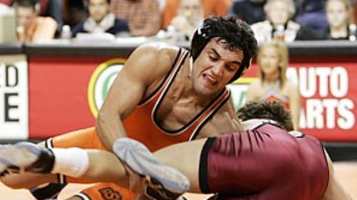 Knockout terror Hendricks faces St-Pierre having stayed true to himself Knockout terror Hendricks faces St-Pierre having stayed true to himself