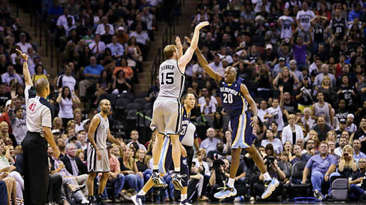 Three-Pointers: Spurs go off from deep, erase Grizzlies' Zach Randolph to take Game 1