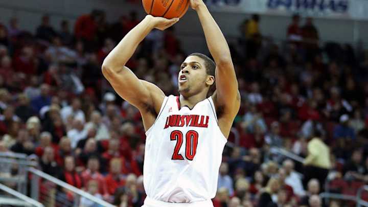 No. 12 Louisville to face Pitt without Blackshear, Ware