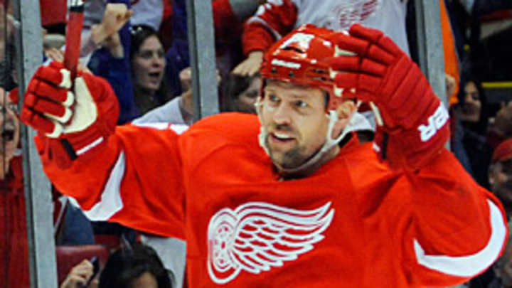 Inspirational Holmstrom hangs 'em up
