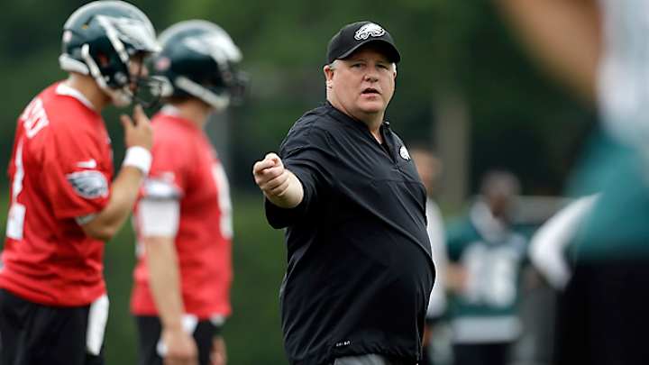 Kelly's fast-break approach with Eagles polar opposite of Reid's