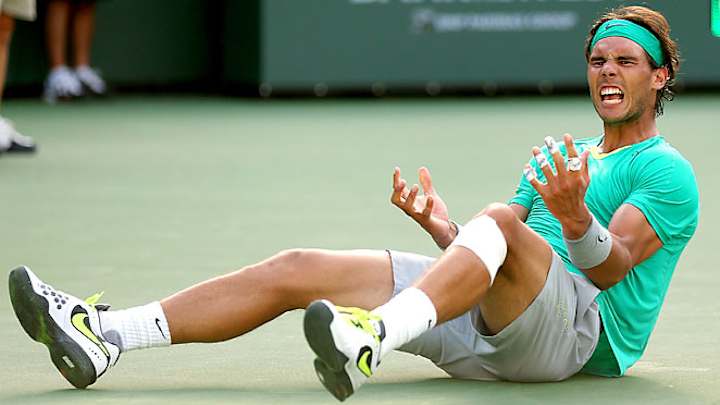Nadal back in business, Sharapova rises at Indian Wells