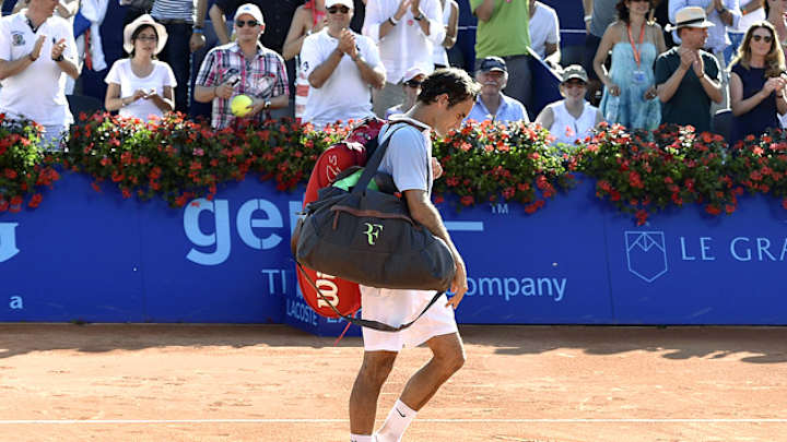 Federer stunned by Brands, loses early in third-straight tournament
