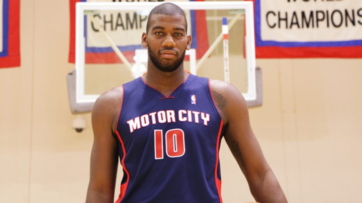 Pistons unveil navy blue 'Motor City' uniforms Pistons unveil navy blue 'Motor City' uniforms